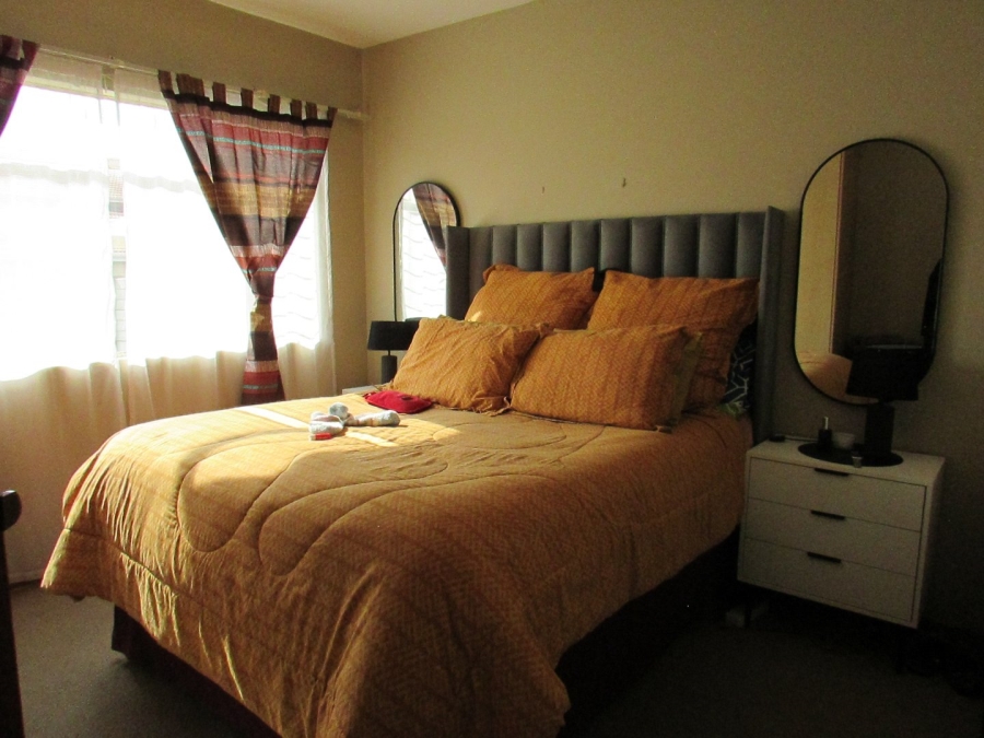 2 Bedroom Property for Sale in Pellissier Free State
